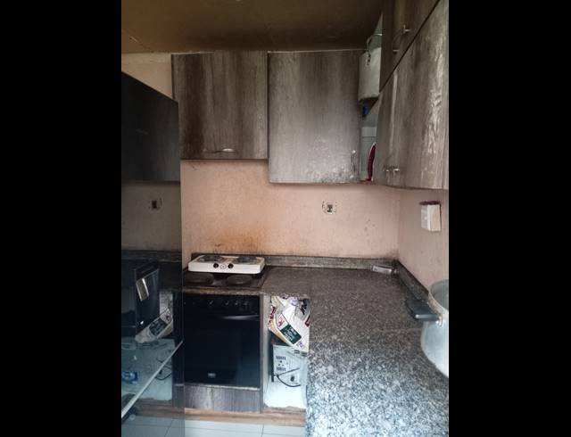 2 BEDROOM HOUSE FOR SALE IN UMLAZI Y